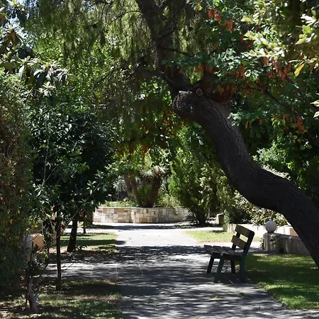 Marousi Escape - 5 Mins Walking Away From Train - Metro Villa Athene Buitenkant foto