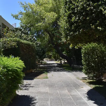 Marousi Escape - 5 Mins Walking Away From Train - Metro Villa Athene Buitenkant foto